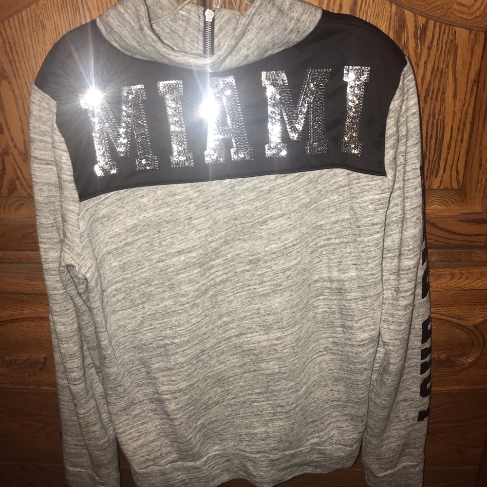 Pink - Picture 2 of 3